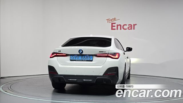 BMW i4 eDrive40 M Sports Pro - фото 3