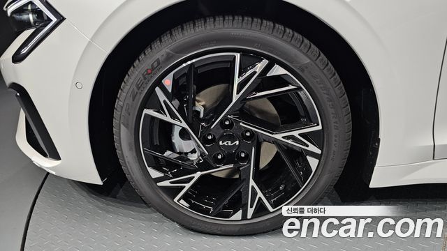 Kia K5 New 3-го поколения 2.0 Signature - фото 4