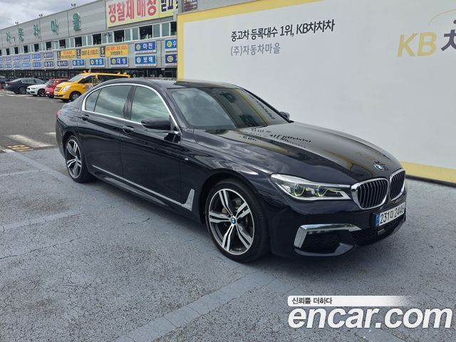 BMW 7 Series G11 730Ld xDrive M Sport - фото 1