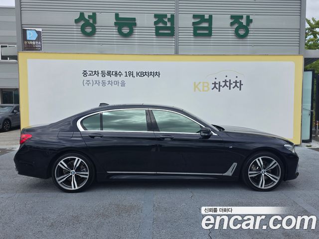BMW 7 Series G11 730Ld xDrive M Sport - фото 2
