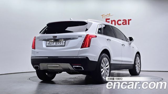 Cadillac XT5 3.6 Platinum - фото 1