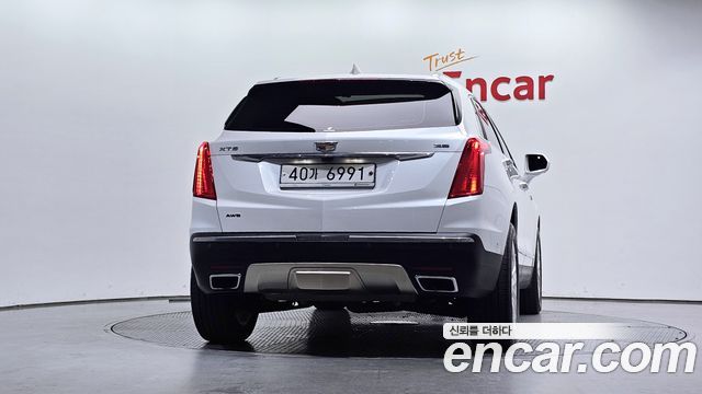 Cadillac XT5 3.6 Platinum - фото 3