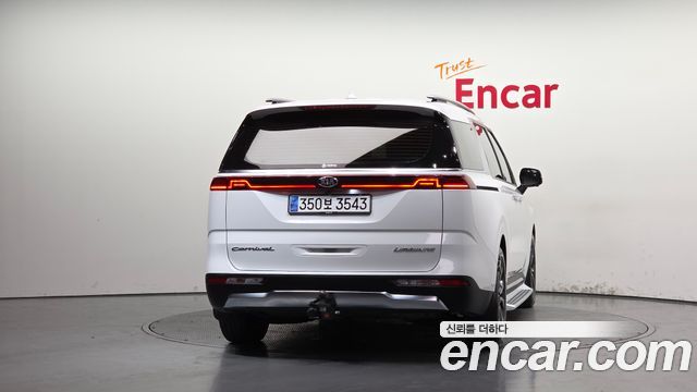 Kia Carnival 4-го поколения Gasoline 7-Seater Signature - фото 3