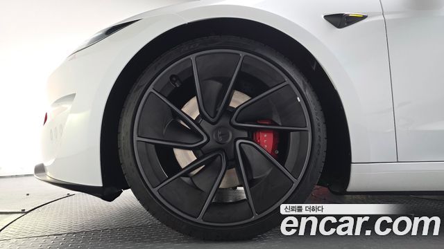 Tesla Model 3 Performance AWD - фото 3