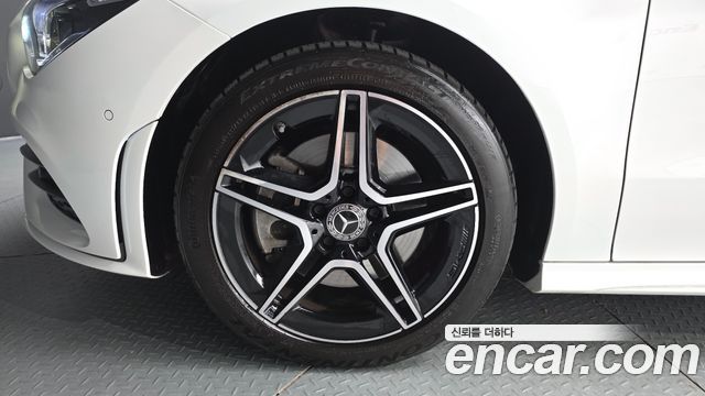 Mercedes-Benz CLA-Class C118 CLA250 4MATIC - фото 4