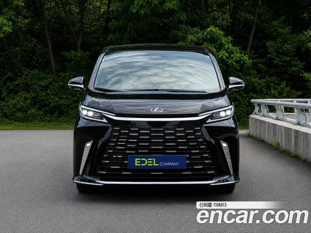 Lexus LM 2-го поколения 500h Royal - фото 0