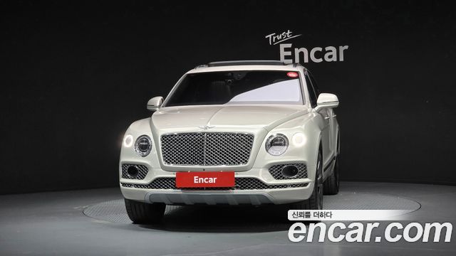Bentley Bentayga 6.0 W12 - фото 2