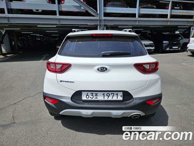 Kia Stonic 1.4 Prestige - фото 3