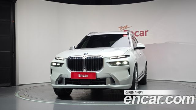 BMW X7 G07 xDrive 40i Design Pure Excellence 7-Seater - фото 2