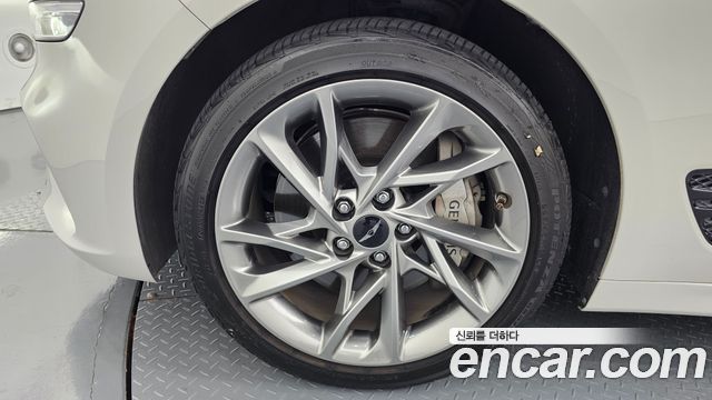 Genesis G70 New Gasoline 2.5T 2WD - фото 3