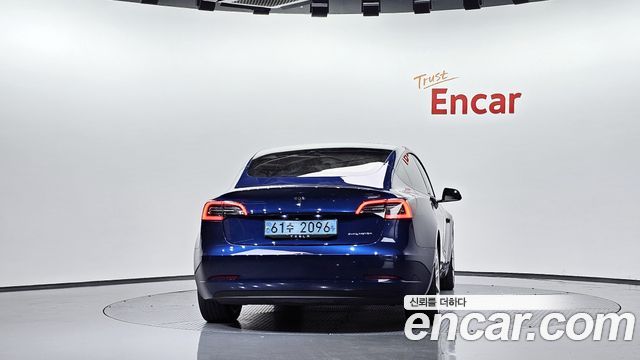 Tesla Model 3 Long Range AWD - фото 2
