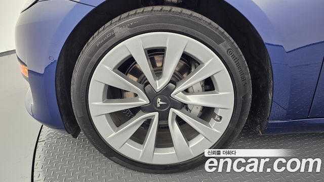 Tesla Model 3 Long Range AWD - фото 3