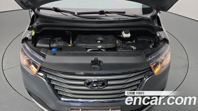 Hyundai Starex New Van 5-Seater Modern - фото 4