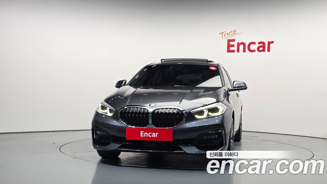 BMW 1 Series F40 118d Sport - фото 2