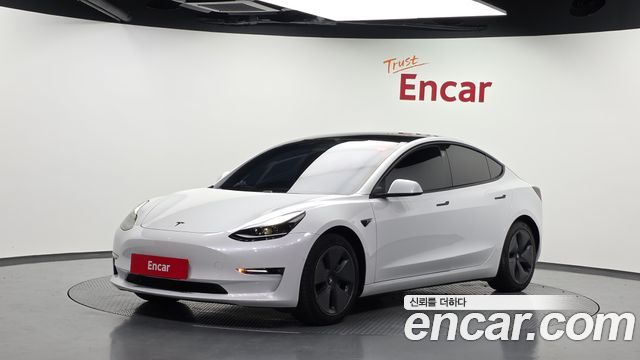 Tesla Model 3 Long Range AWD - фото 0