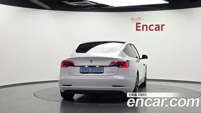 Tesla Model 3 Long Range AWD - фото 3