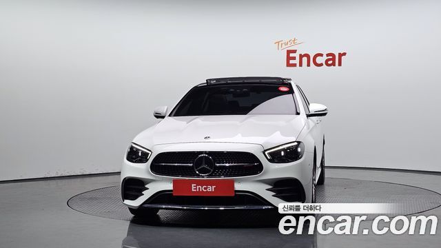 Mercedes-Benz E-Class W213 E350 4MATIC AMG Line - фото 2