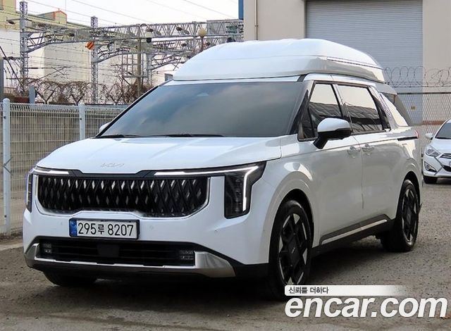 Kia Carnival New 4-го поколения Gasoline 9-Seater Hi Limousine Signature - фото 1