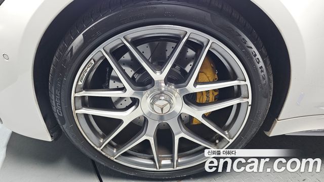 Mercedes-Benz AMG GT 4Door 43 4MATIC+ Dynamic - фото 4