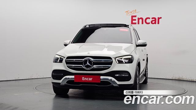 Mercedes-Benz GLE-Class W167 GLE300d 4MATIC - фото 1