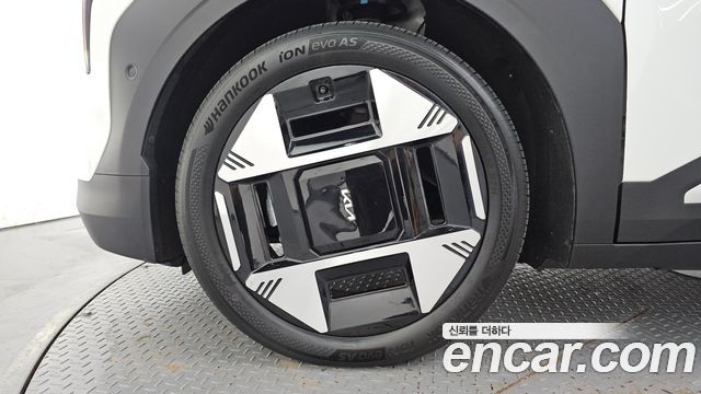 Kia EV3 Long Range 2WD AIr - фото 3
