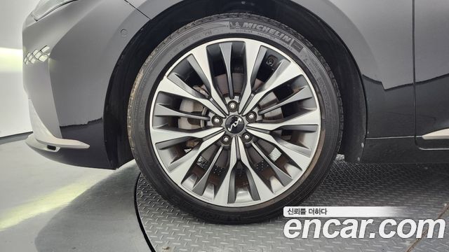 Kia K8 2.5 Gasoline 2WD Signature - фото 4