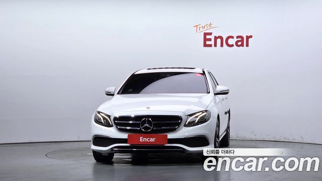 Mercedes-Benz E-Class W213 E250 Avantgarde - фото 2