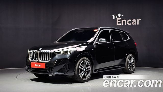 BMW X1 U11 xDrive 20i M Sport - фото 0