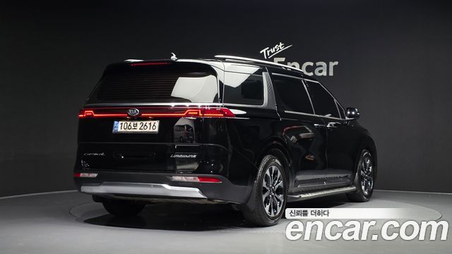Kia Carnival 4-го поколения Gasoline 7-Seater Signature - фото 1