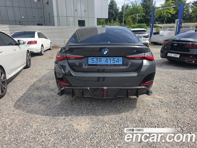 BMW i4 M50 Pro - фото 3