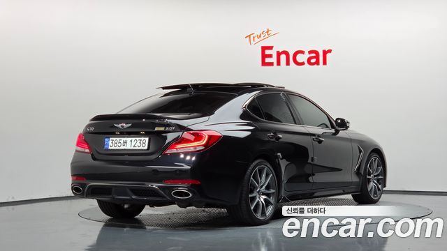 Genesis G70 2.0T Sport Package - фото 1