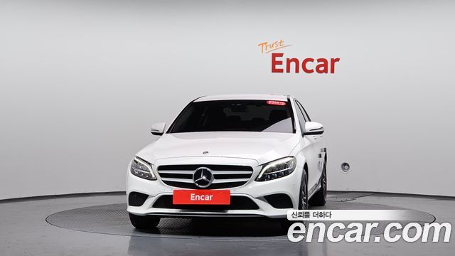 Mercedes-Benz C-Class W205 C200 - фото 1