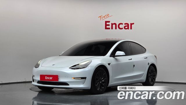 Tesla Model 3 Long Range AWD - фото 0