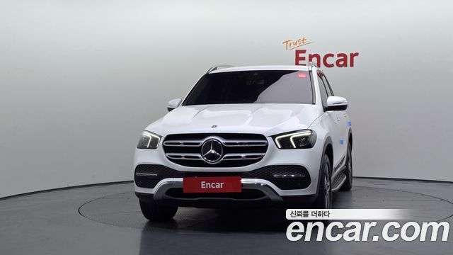 Mercedes-Benz GLE-Class W167 GLE300d 4MATIC - фото 2