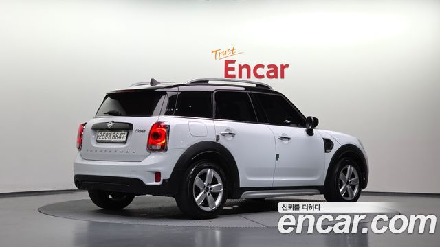 Mini Countryman Standard 2nd - фото 1