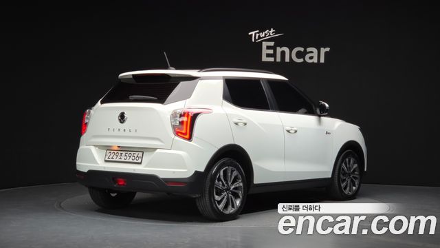 SsangYong Tivoli Gasoline 1.5 2WD V3 Special - фото 1