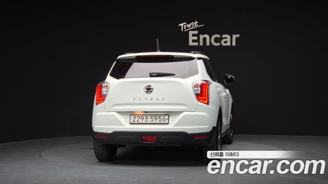 SsangYong Tivoli Gasoline 1.5 2WD V3 Special - фото 3