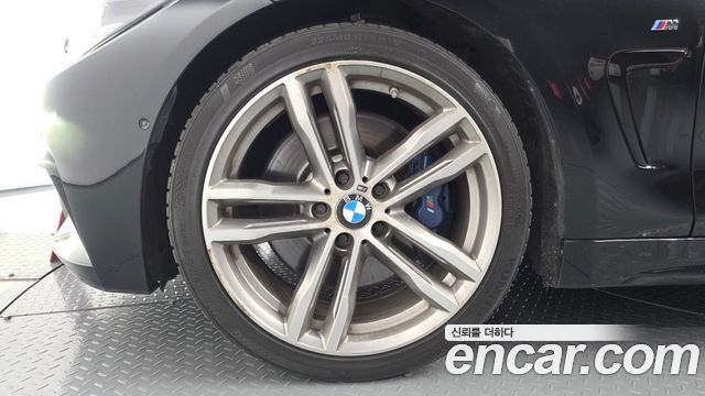 BMW 4 Series F32 430i M Sport Convertible - фото 4