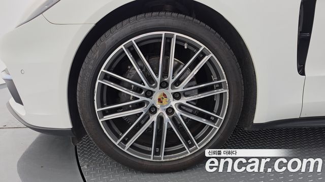 Porsche Panamera 3.0 AWD - фото 4