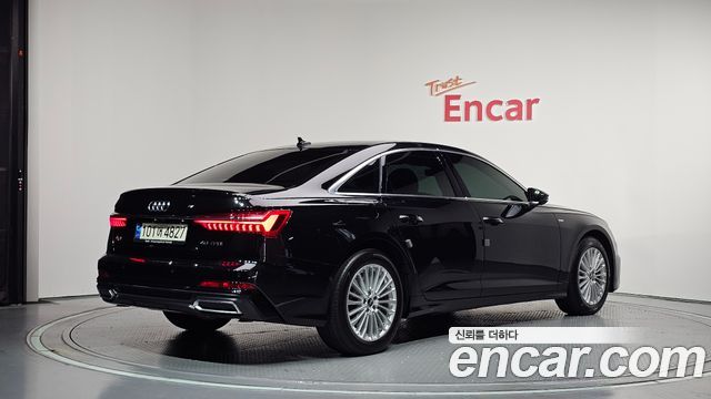 Audi A6 C8 45 TFSI Premium - фото 1
