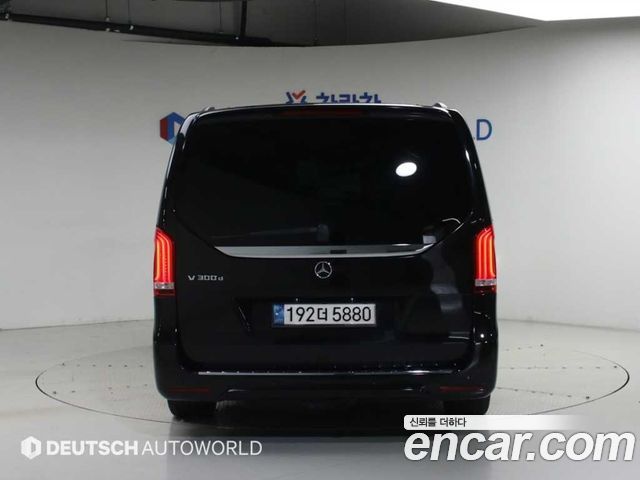 Mercedes-Benz V-Class V250 Bluetec W447 - фото 3