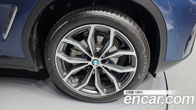 BMW X4 G02 xDrive20i xLine - фото 4