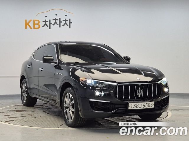 Maserati Levante 3.0 Diesel AWD GranLusso - фото 3