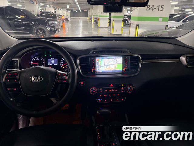 Kia Sorento New Diesel 2.0 2WD Noblesse - фото 2