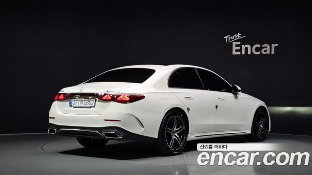 Mercedes-Benz E-Class W214 E300 4MATIC AMG Line - фото 1