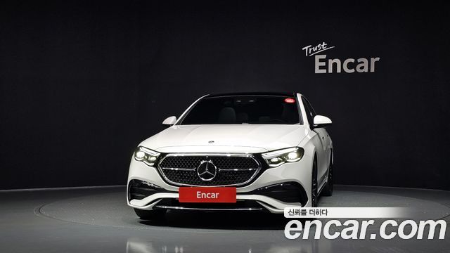 Mercedes-Benz E-Class W214 E300 4MATIC AMG Line - фото 2