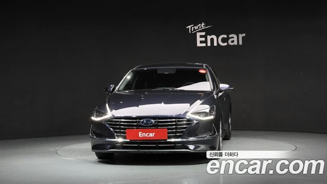 Hyundai Sonata DN8 2.0 Premium Family - фото 2