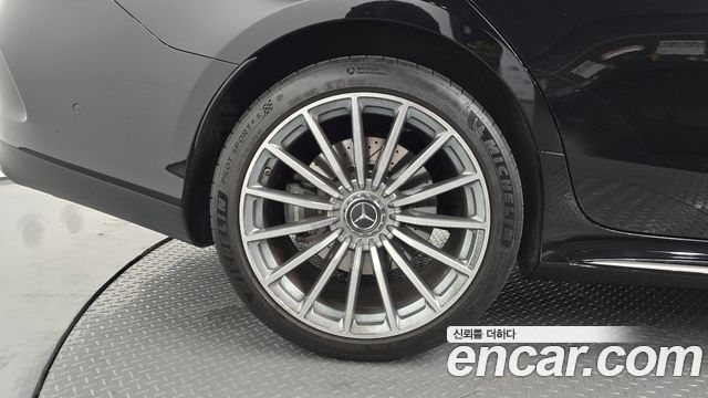 Mercedes-Benz AMG GT 4Door 43 4MATIC+ - фото 3