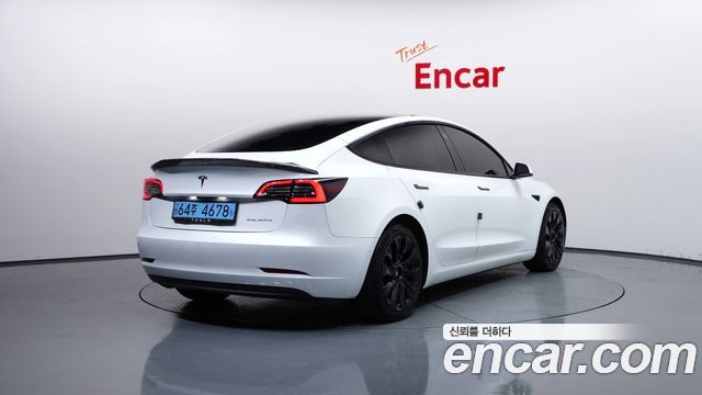 Tesla Model 3 Long Range AWD - фото 1