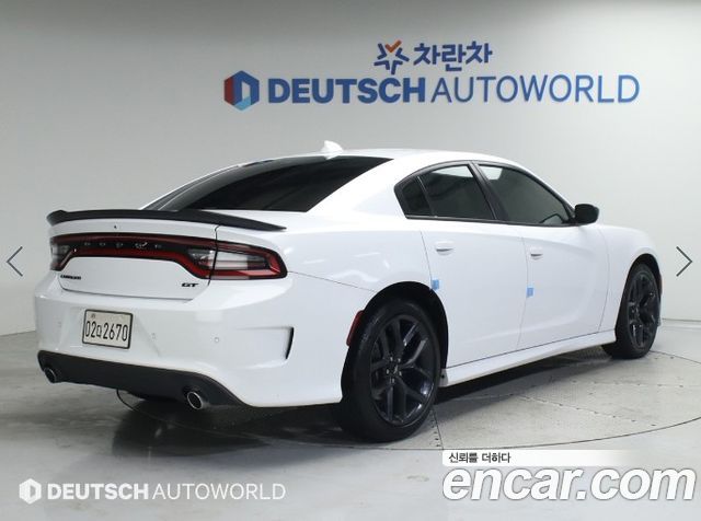 Dodge Charger 3.6 - фото 1